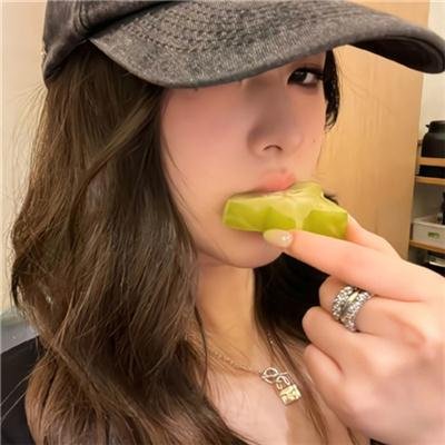 《派对女郎》